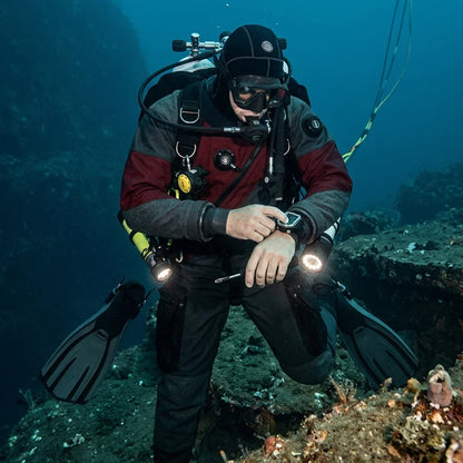 Professional Grade Custom Trilaminate Waterproof Lightweight Drysuit Technical Diving Use Larger Size Custom Color Front Chest